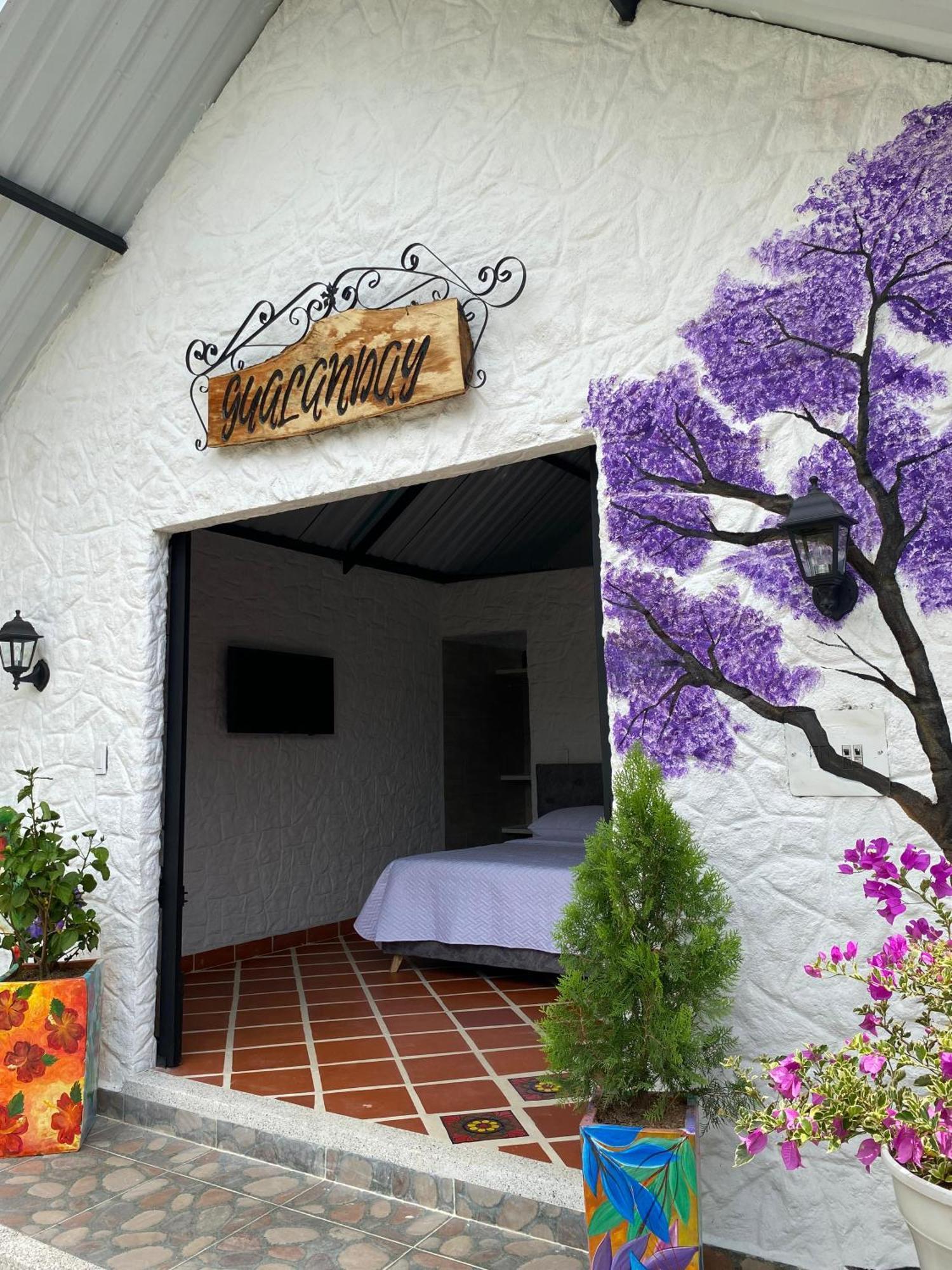 Villa Del Prado Gigante Exterior foto